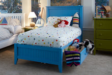 Load image into Gallery viewer, 3-Drawer Chest