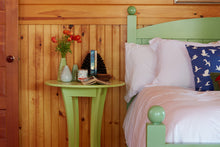 Load image into Gallery viewer, Tulip Bistro Table