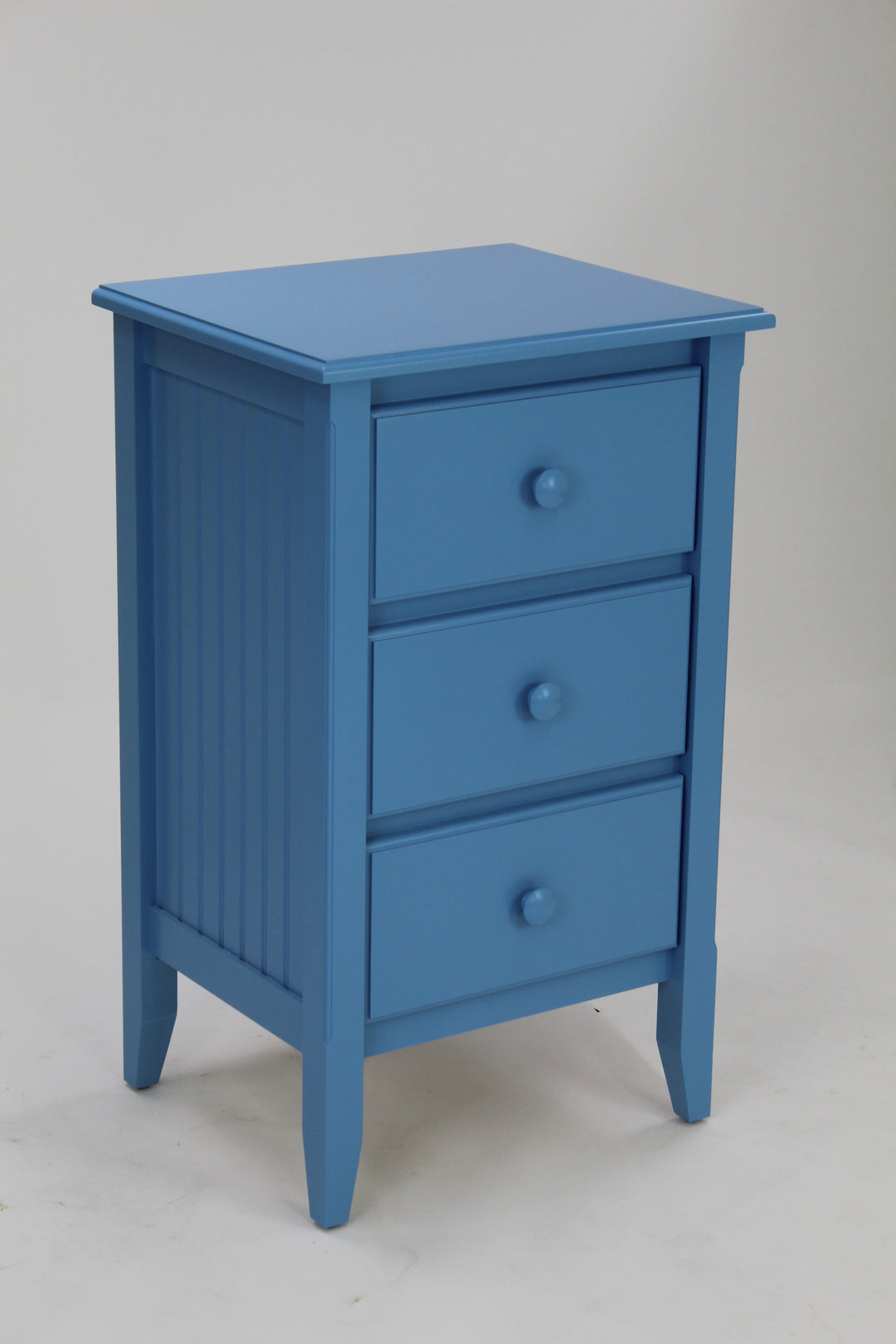 3-Drawer Nightstand with Small Mushroom Knobs in Sailor