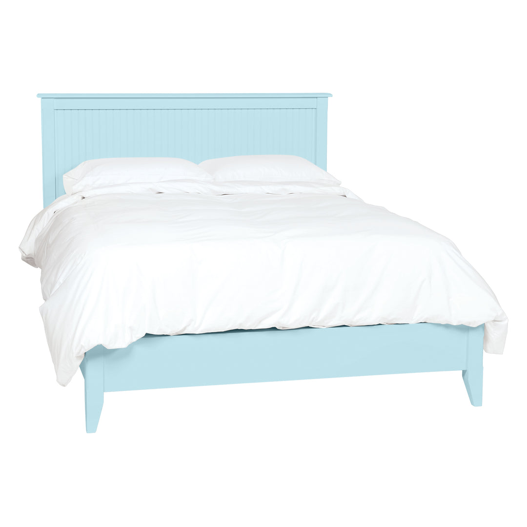 Queen Lily Tapered Leg Standard Bed with Beadboard in Feather