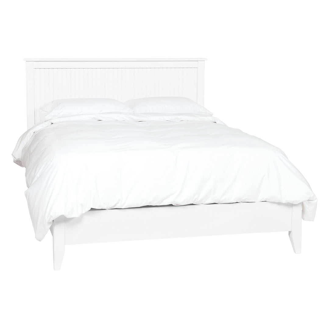 Queen Lily Standard Bed with Beadboard Panels in Sugar