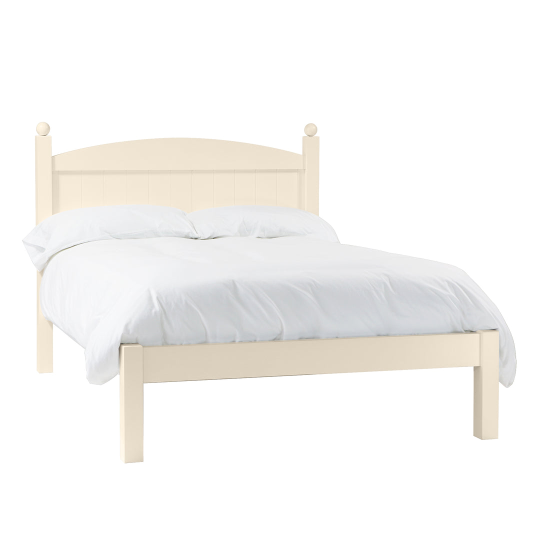 Queen Celeste Platform Low Footboard Bed with Barnboard Panels in Milkweed