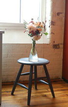 Load image into Gallery viewer, Piper 18&quot; Maple Stool
